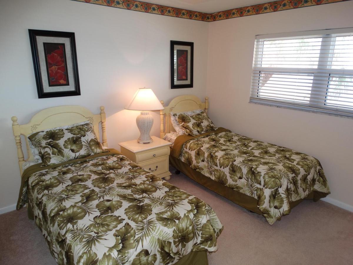 Spanish Main 66- Direct Oceanfront Condo! 코코아비치 외부 사진
